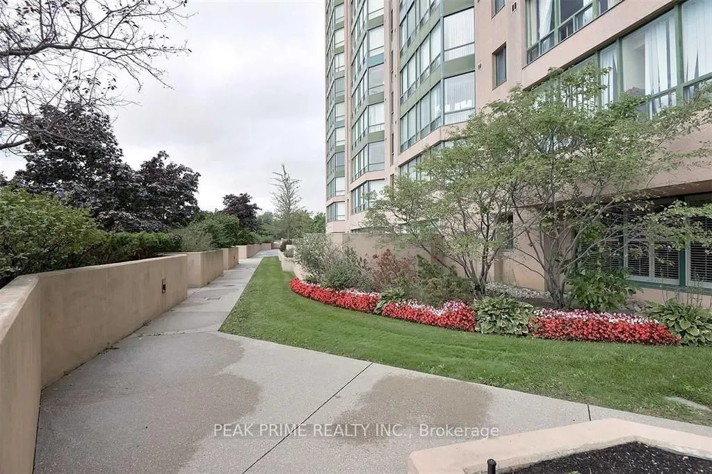 155 Hillcrest Avenue, #Ph02