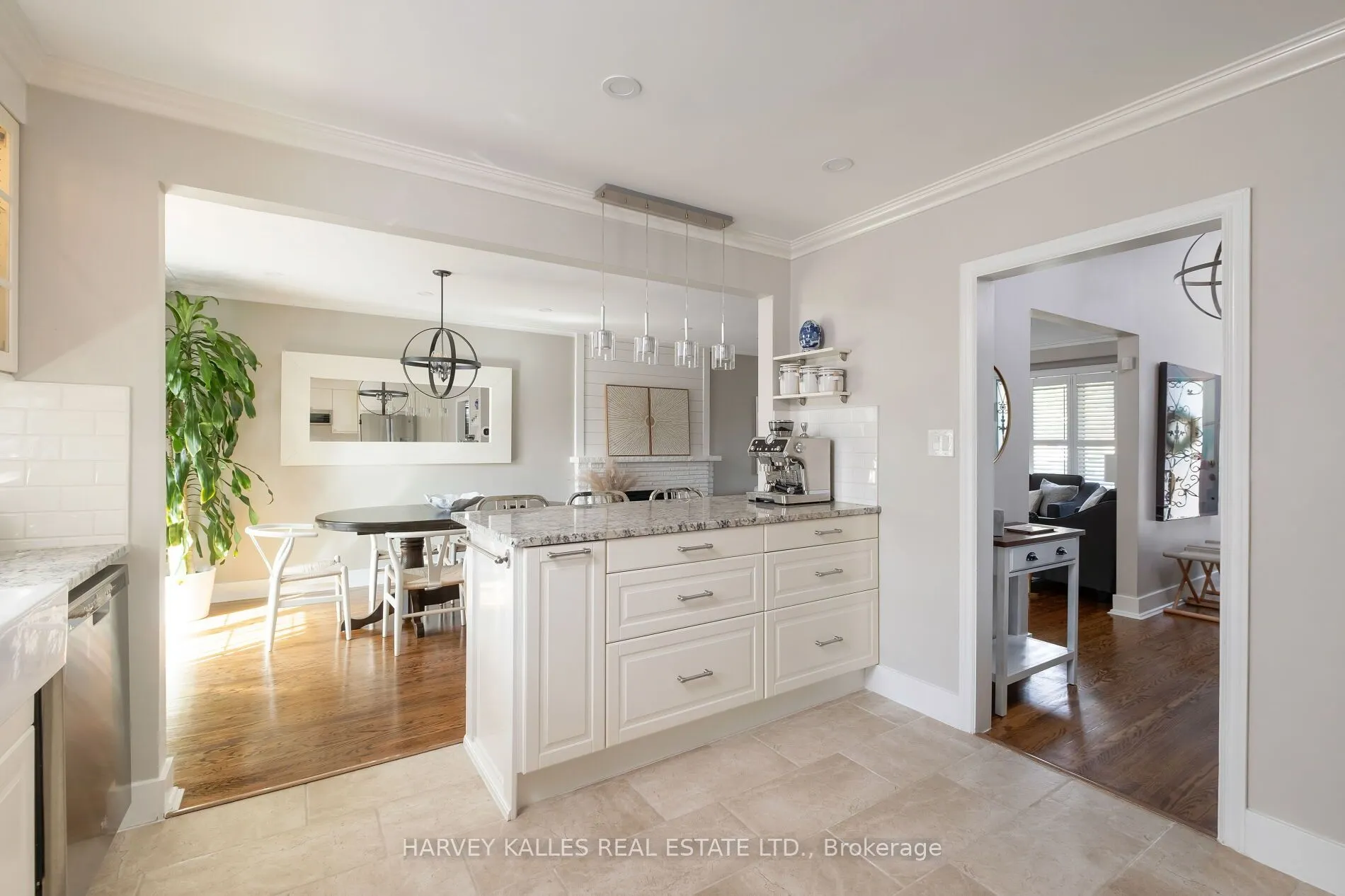 81 Summitcrest Drive