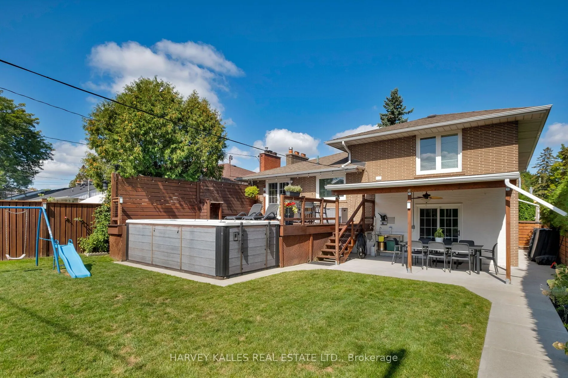 81 Summitcrest Drive