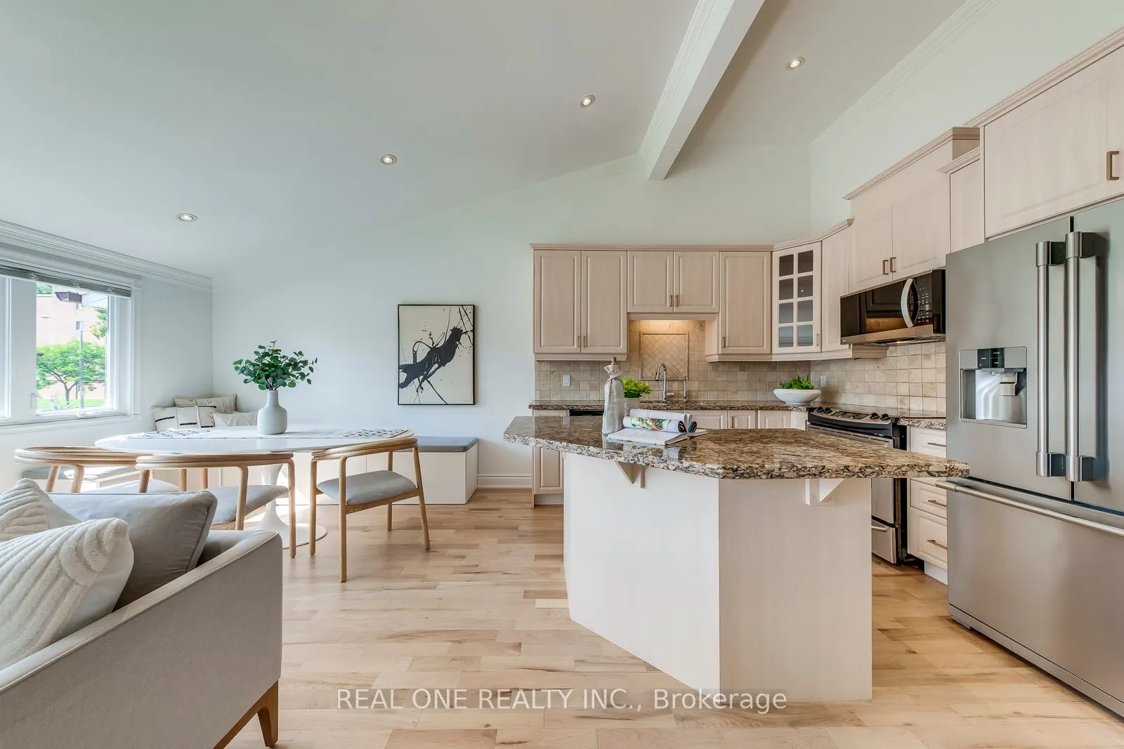 3291 FIELDGATE Drive, #34