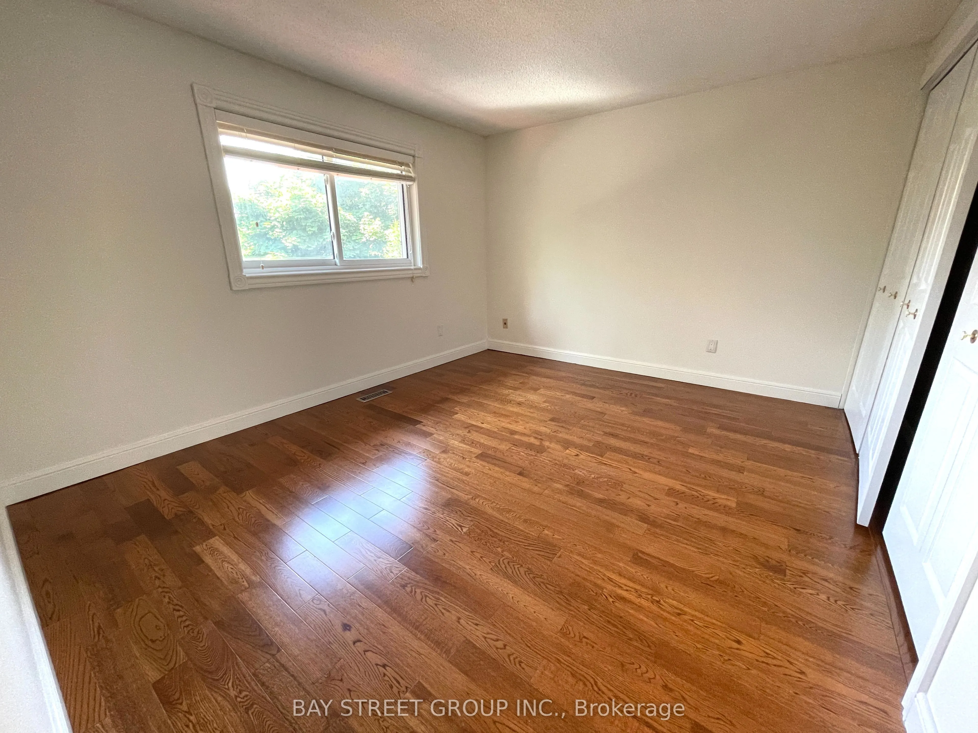 1412 Peerless Court