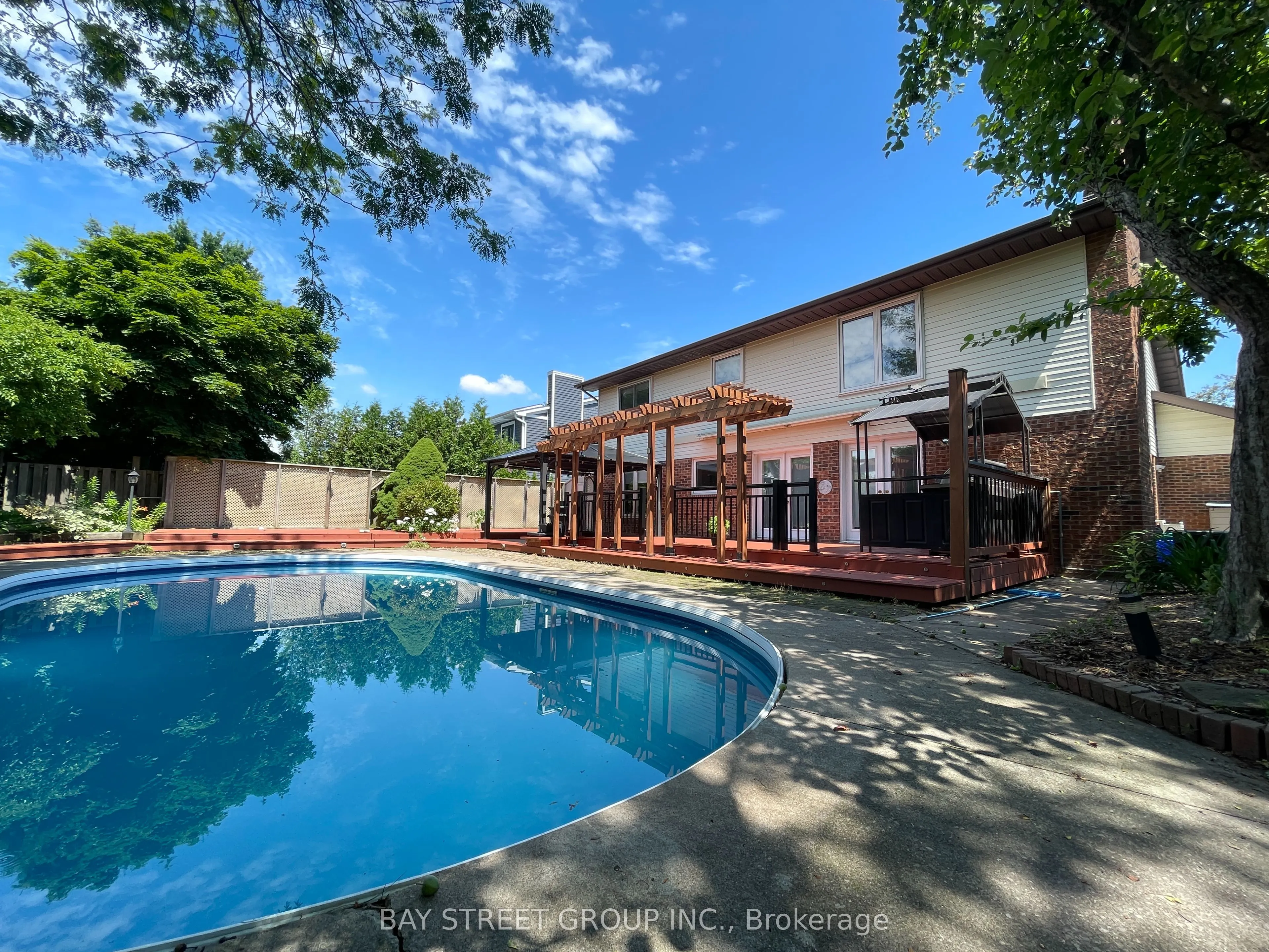 1412 Peerless Court