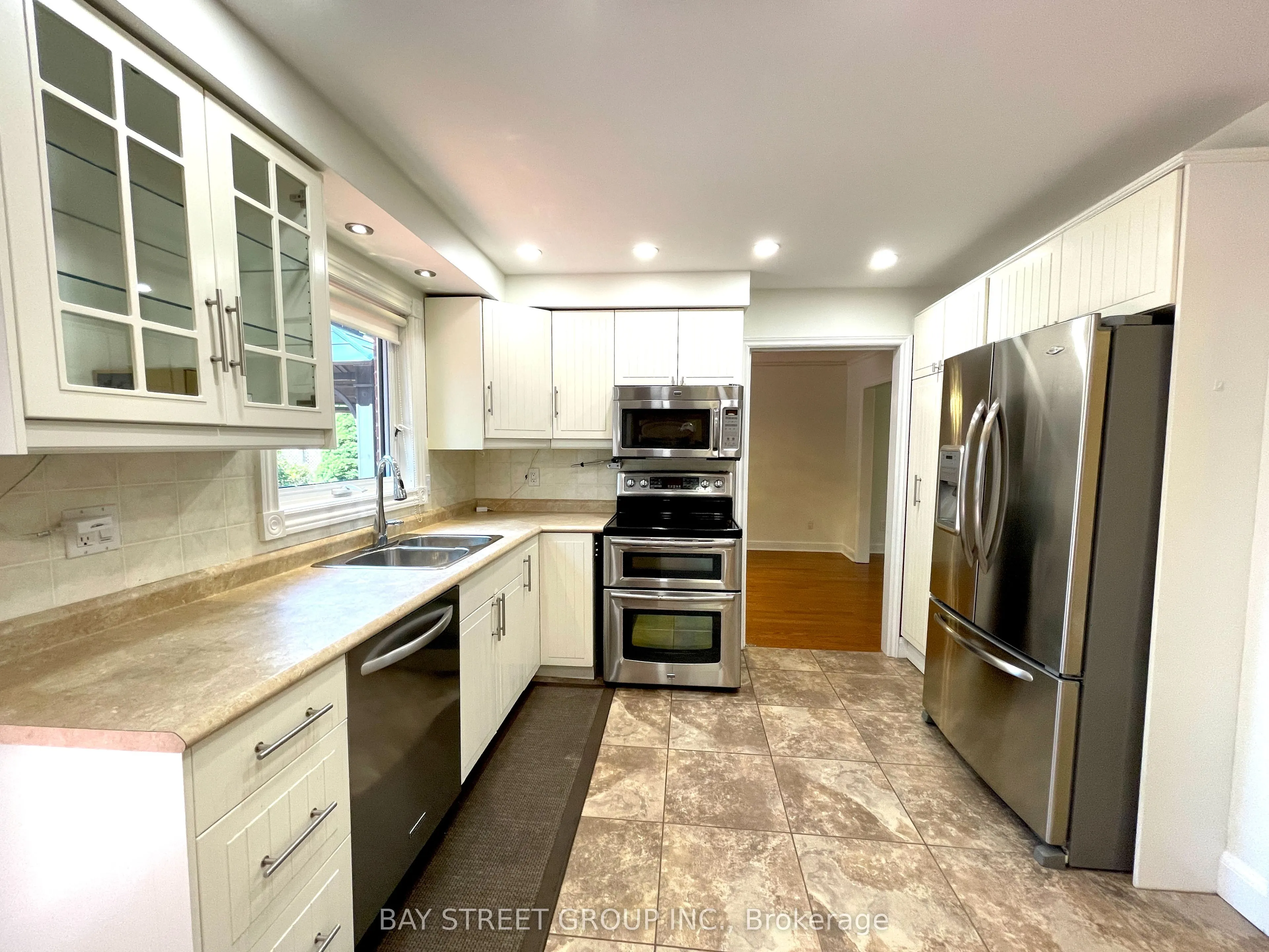 1412 Peerless Court