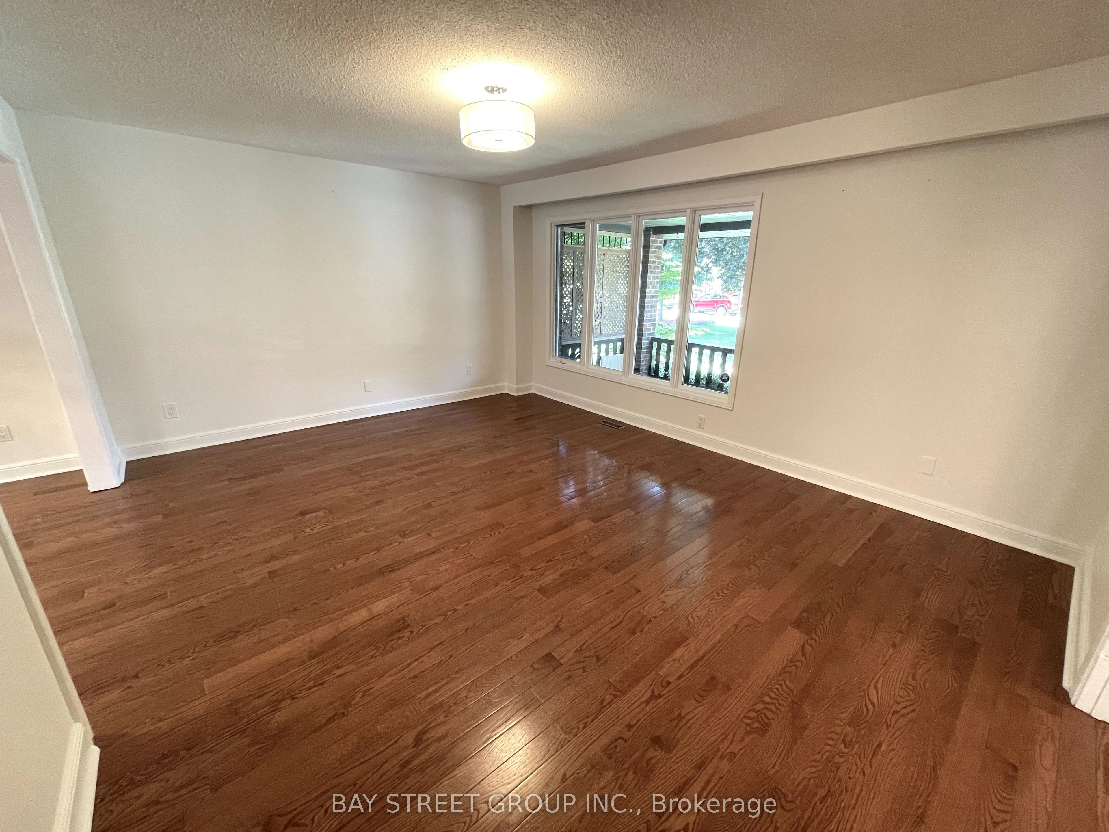 1412 Peerless Court