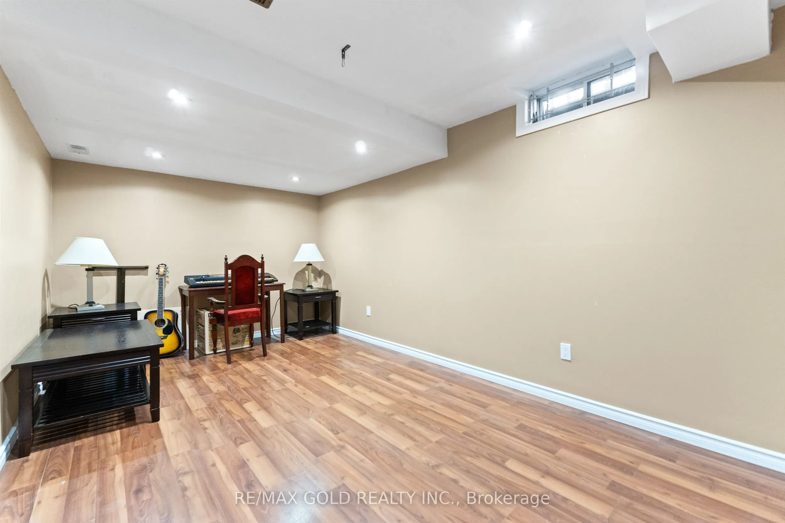 83 Mount Ranier Crescent