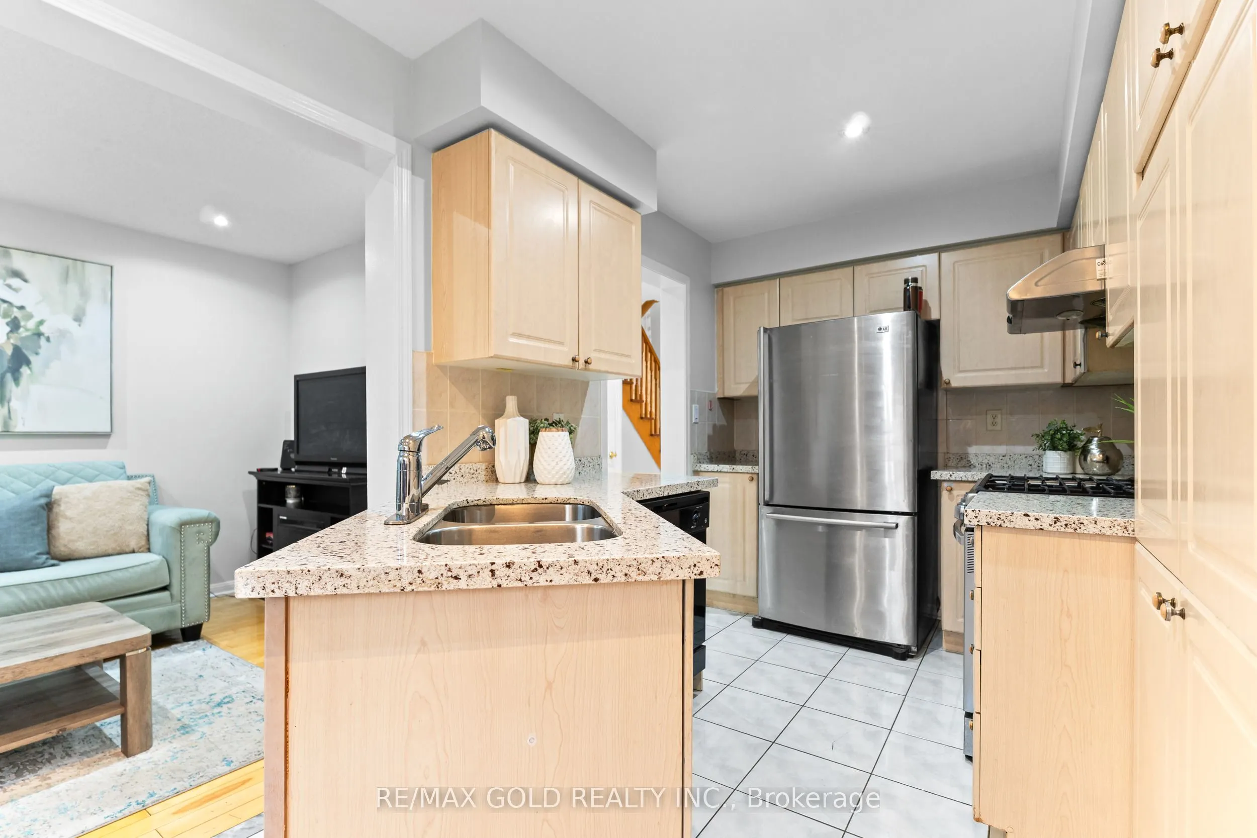 83 Mount Ranier Crescent
