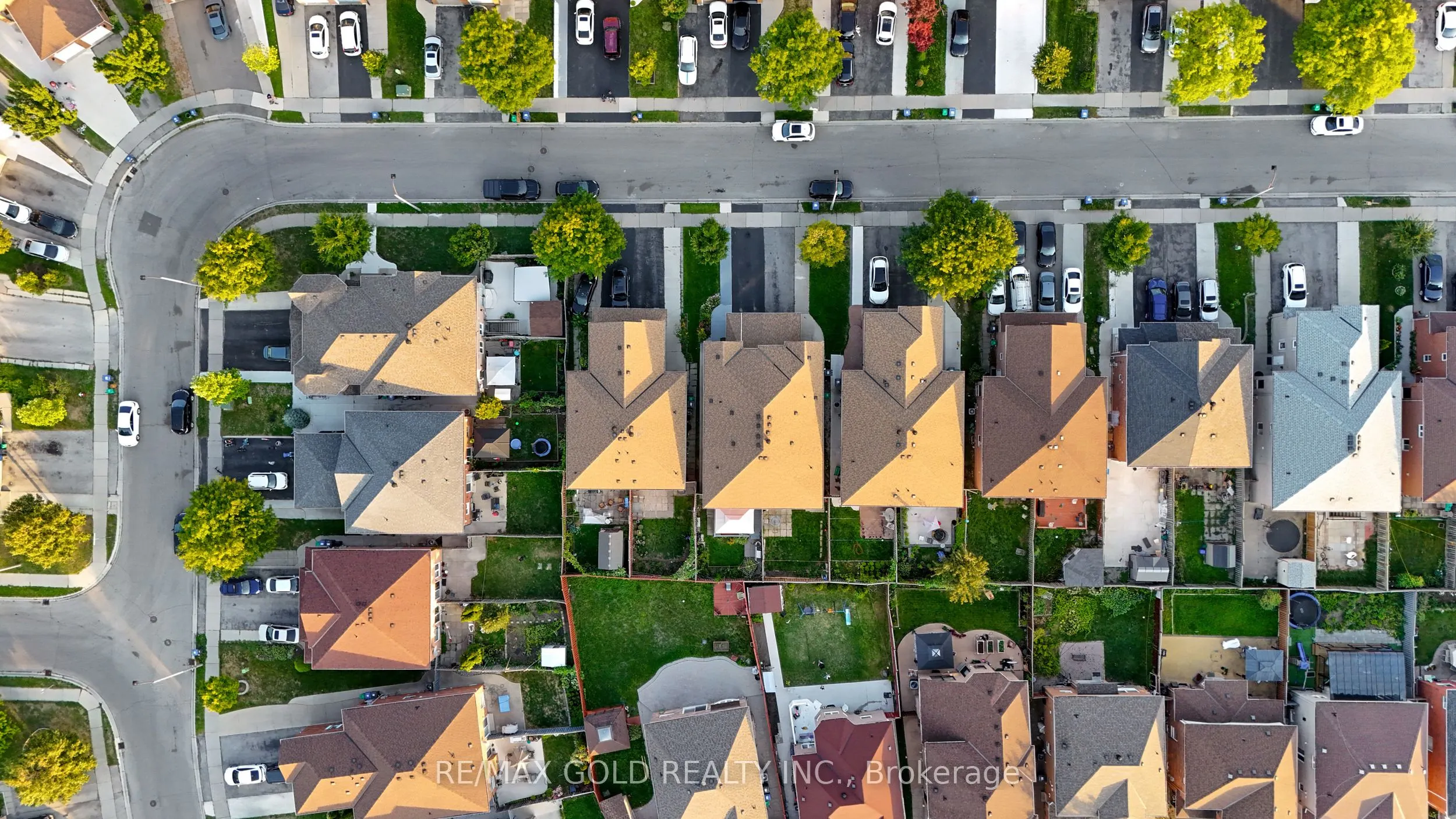 83 Mount Ranier Crescent