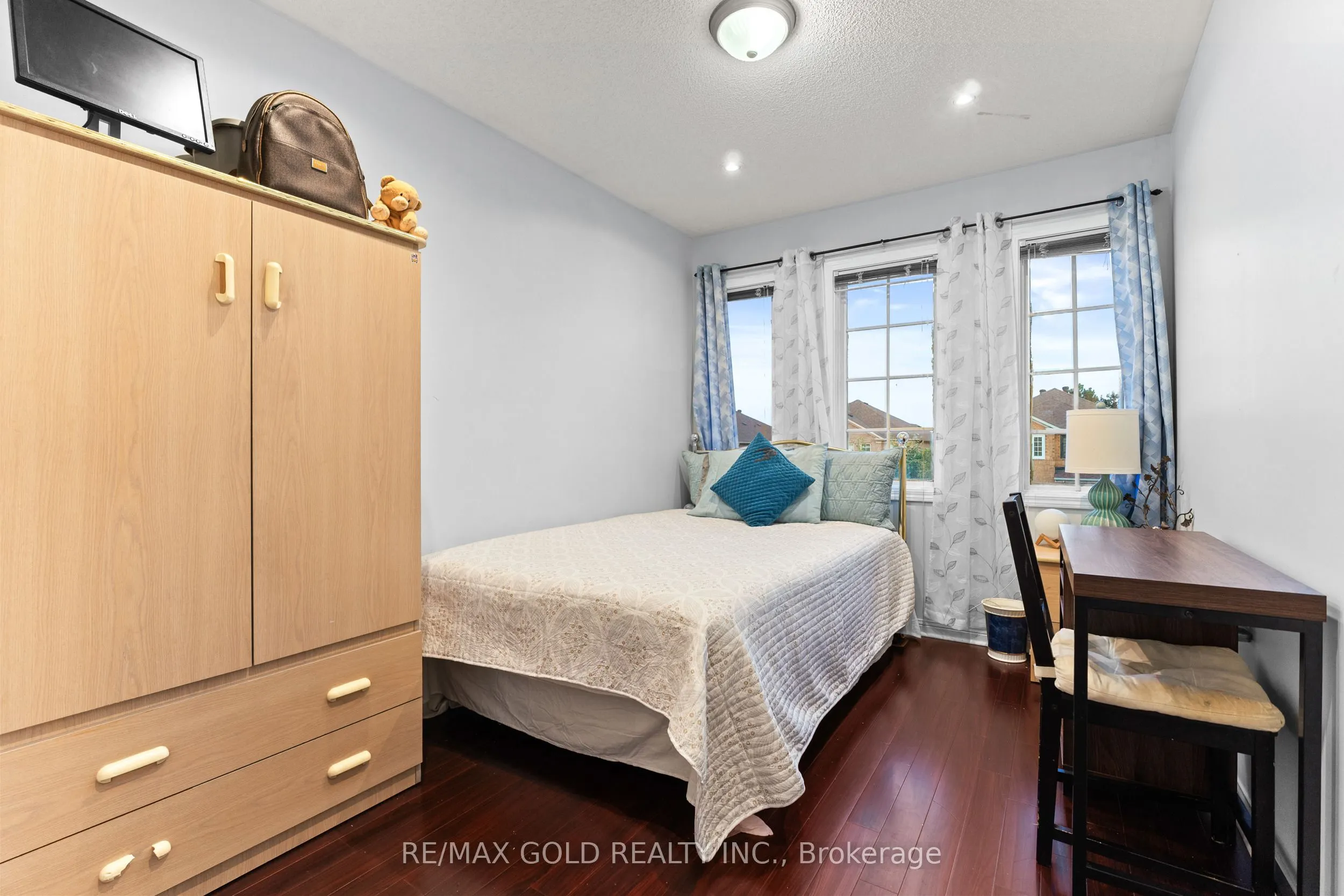 83 Mount Ranier Crescent