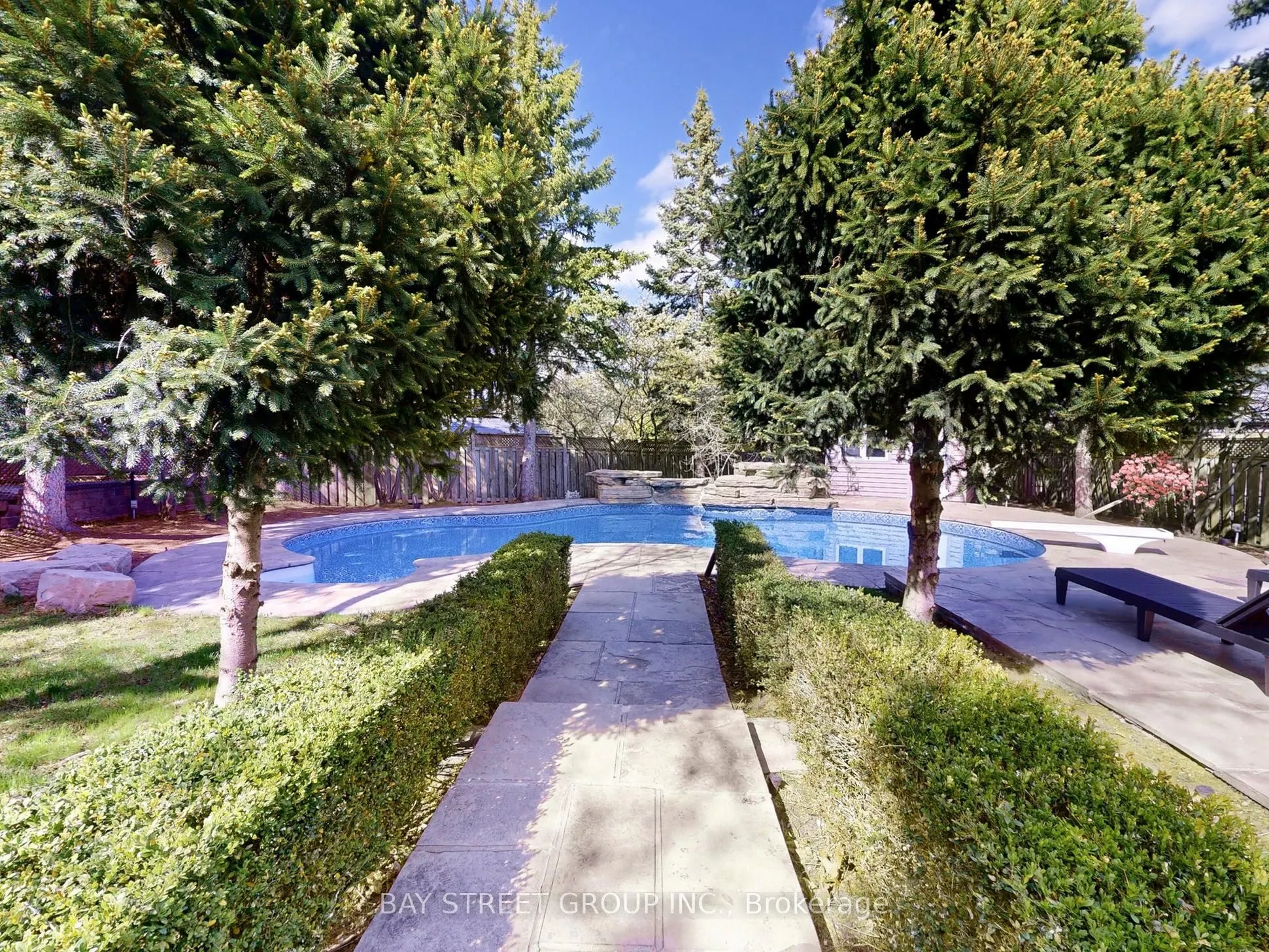 5359 Ruperts Gate Drive