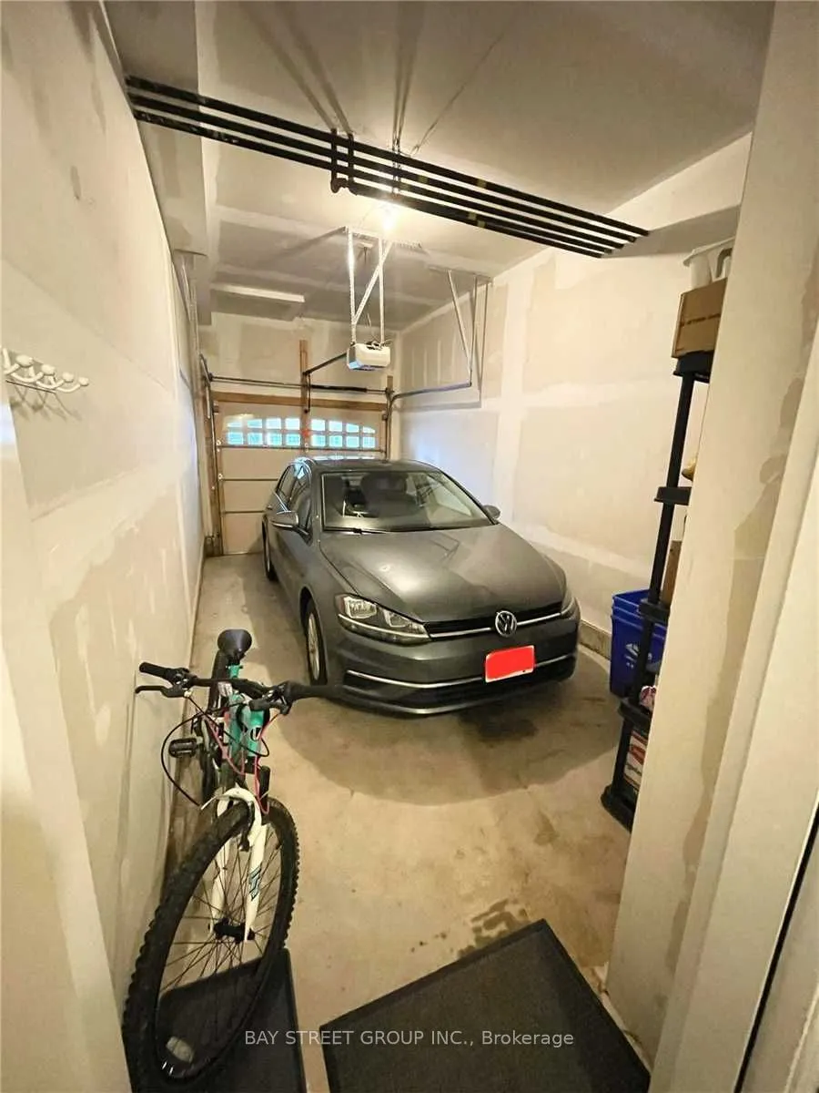 276 Gatwick Drive, #202