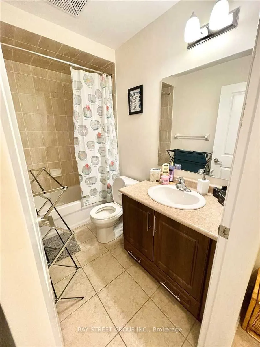 276 Gatwick Drive, #202