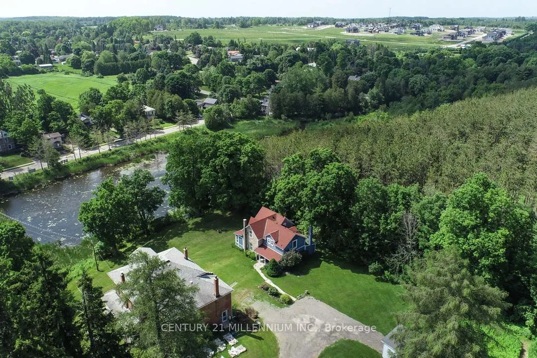 1380 Queen Street W