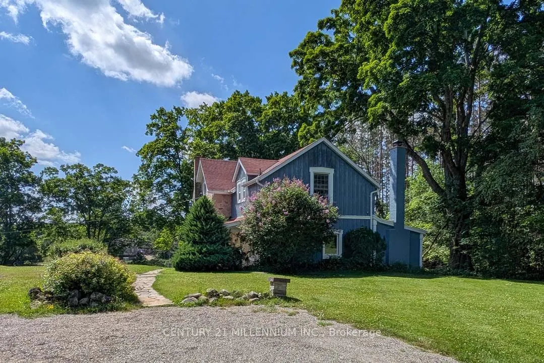1380 Queen Street W
