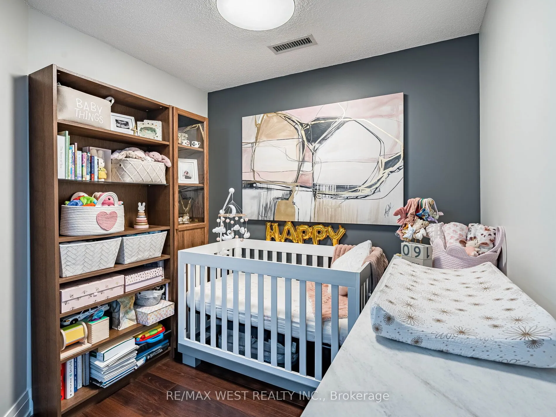 1060 Sheppard Avenue, #410