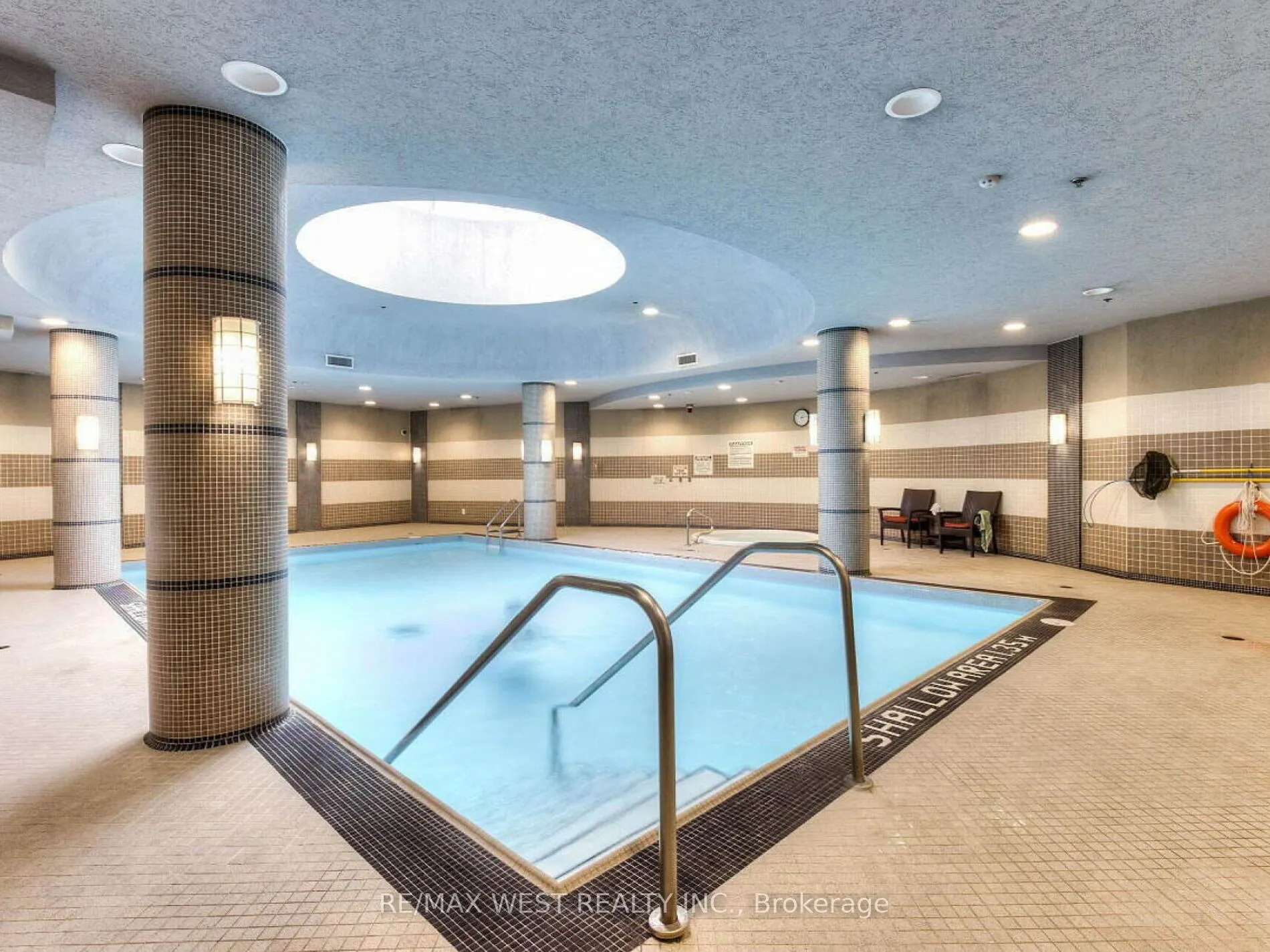 1060 Sheppard Avenue, #410