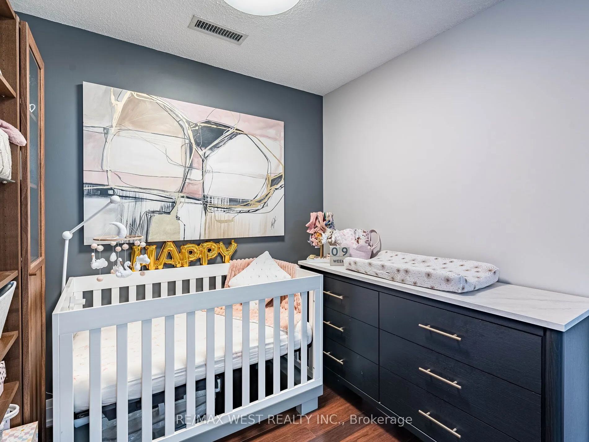 1060 Sheppard Avenue, #410