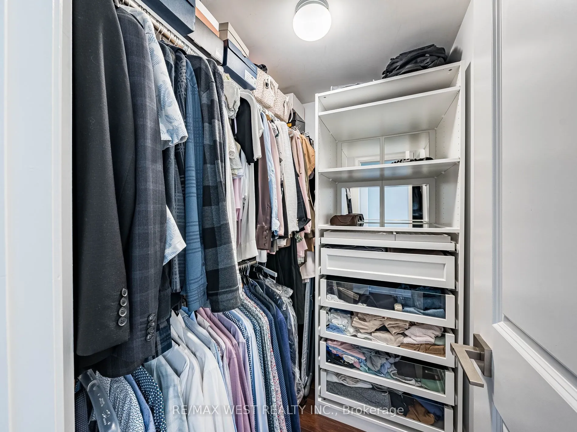 1060 Sheppard Avenue, #410