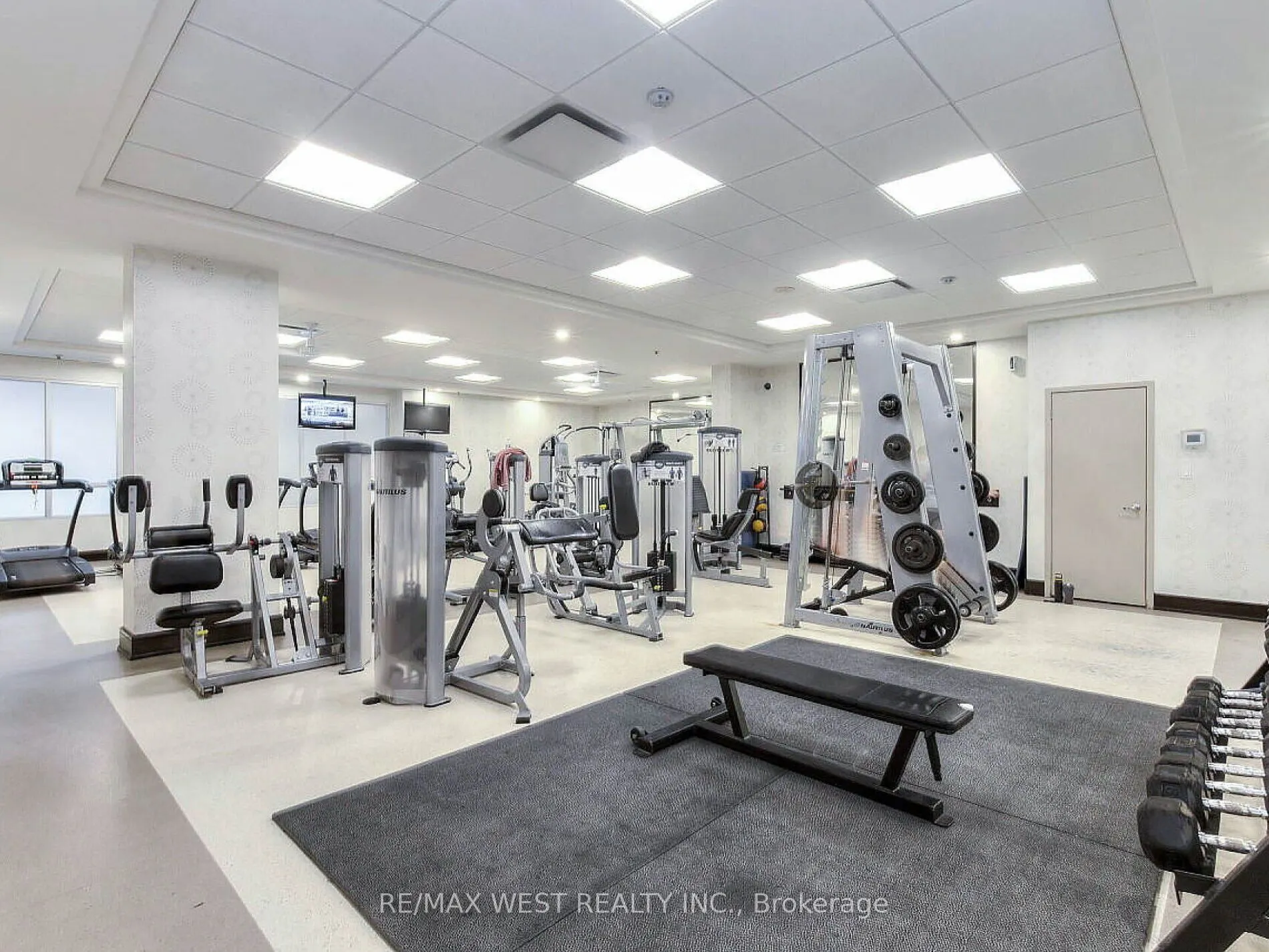 1060 Sheppard Avenue, #410