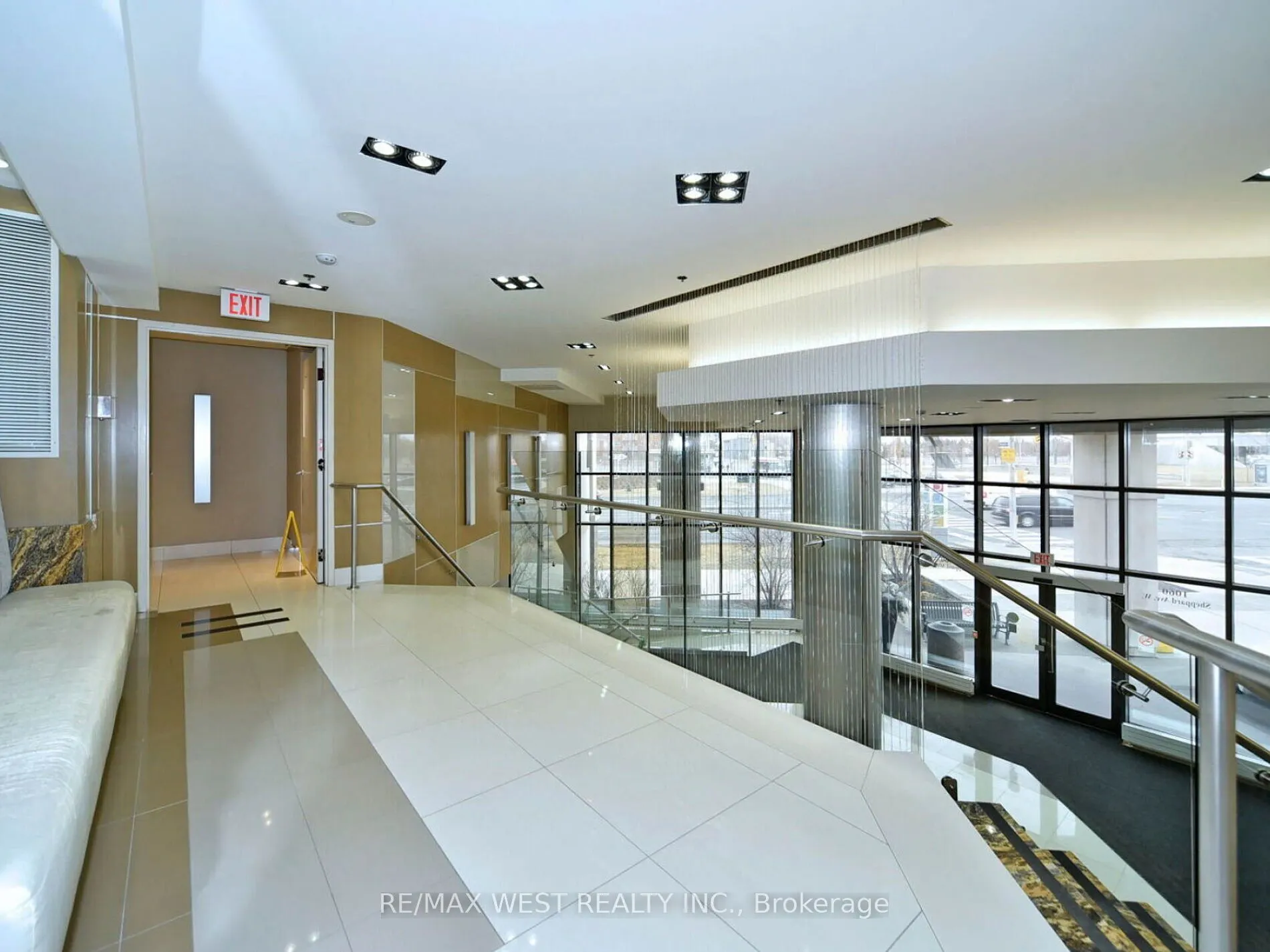 1060 Sheppard Avenue, #410