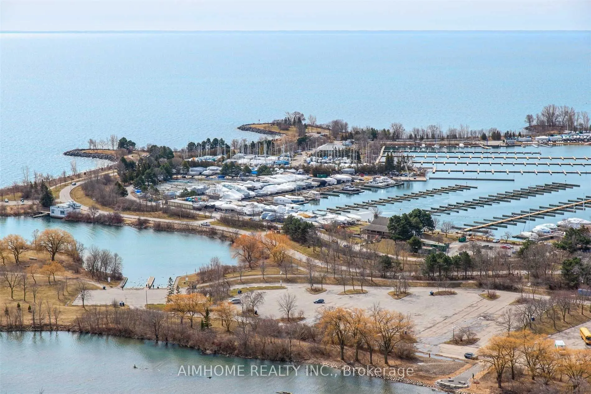 20 Shore Breeze Drive, #2207