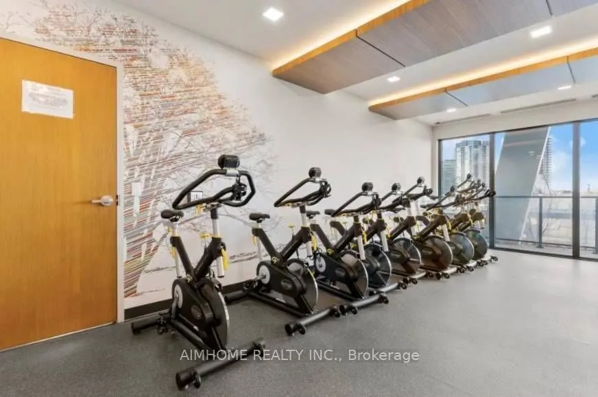 20 Shore Breeze Drive, #2207