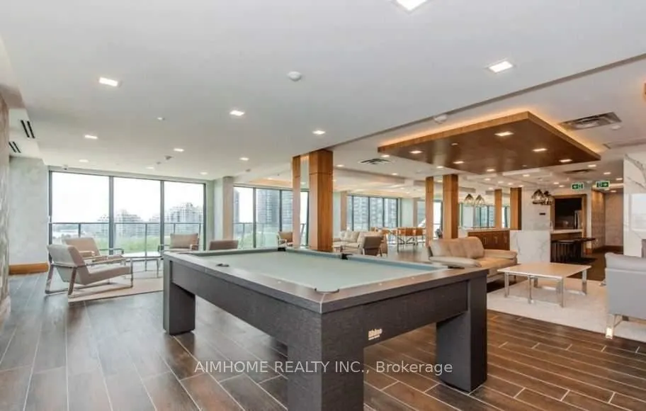 20 Shore Breeze Drive, #2207