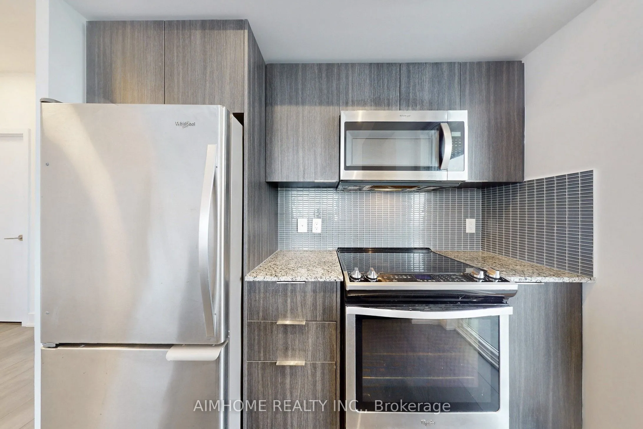 20 Shore Breeze Drive, #2207