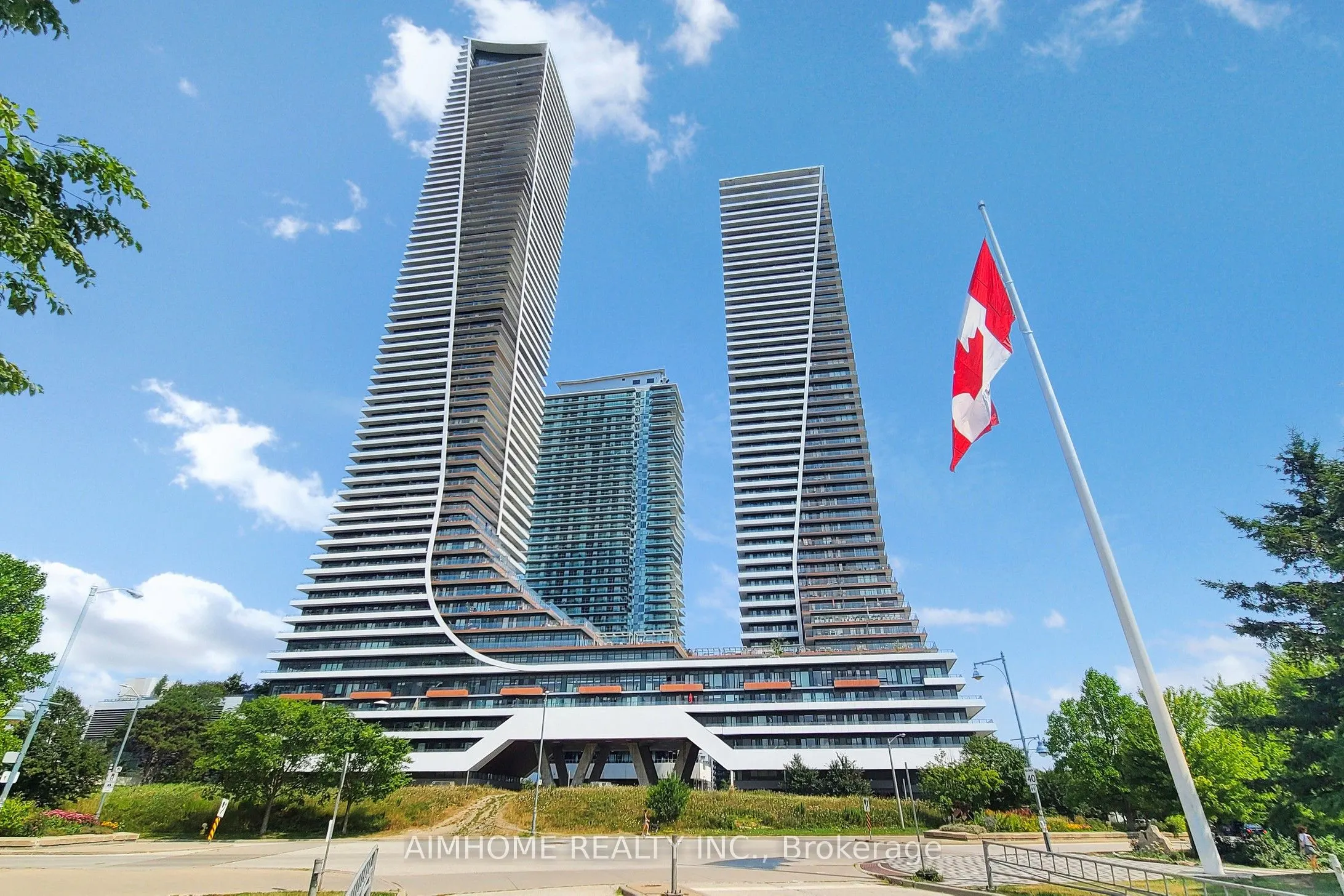 20 Shore Breeze Drive, #2207