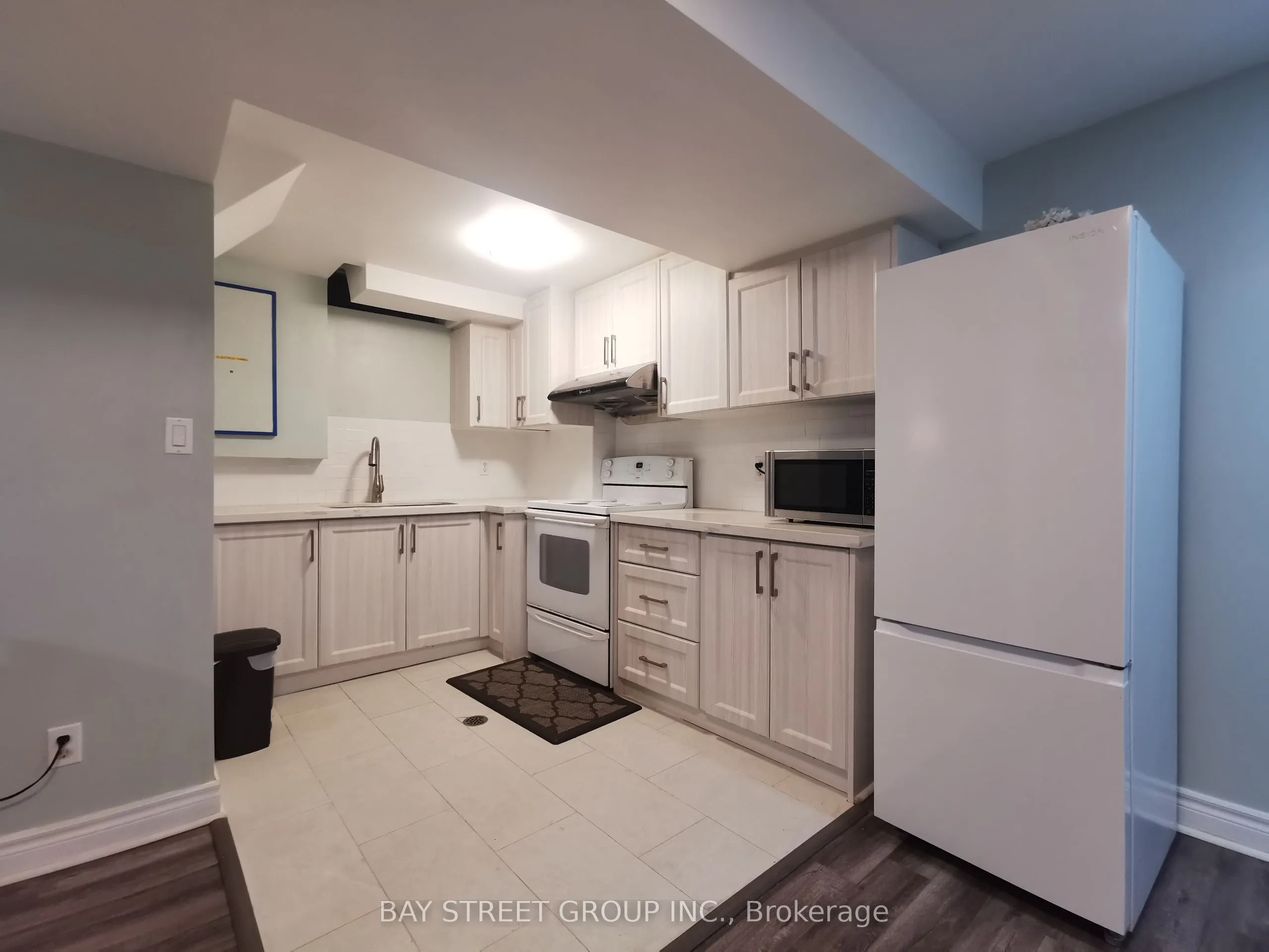 77 Toba Crescent