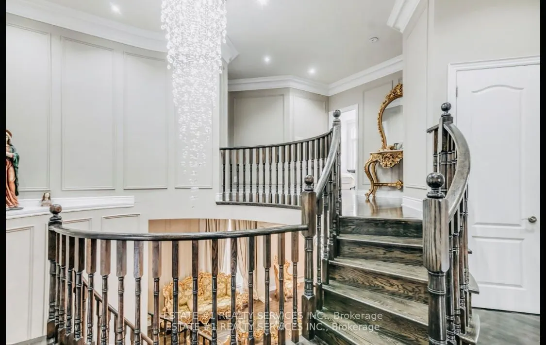 4 Agincourt Circle