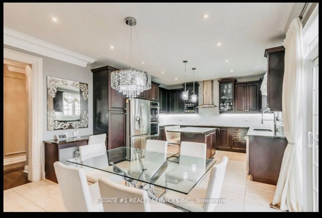 4 Agincourt Circle