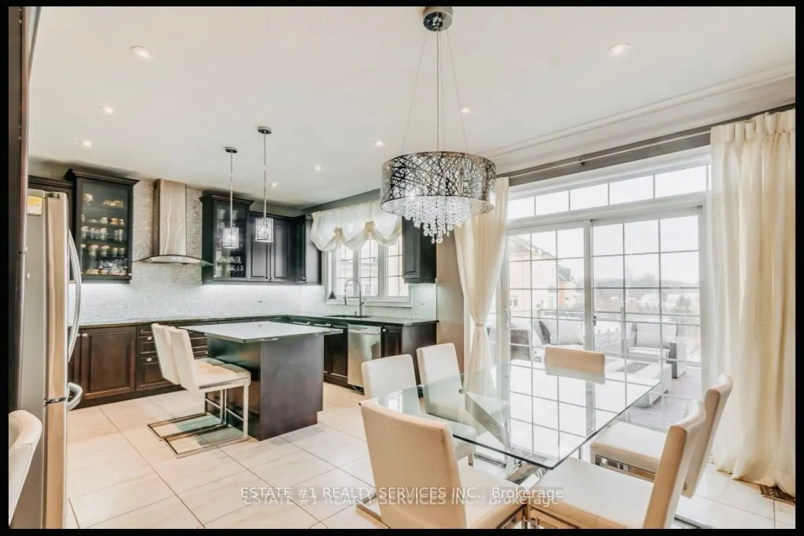 4 Agincourt Circle