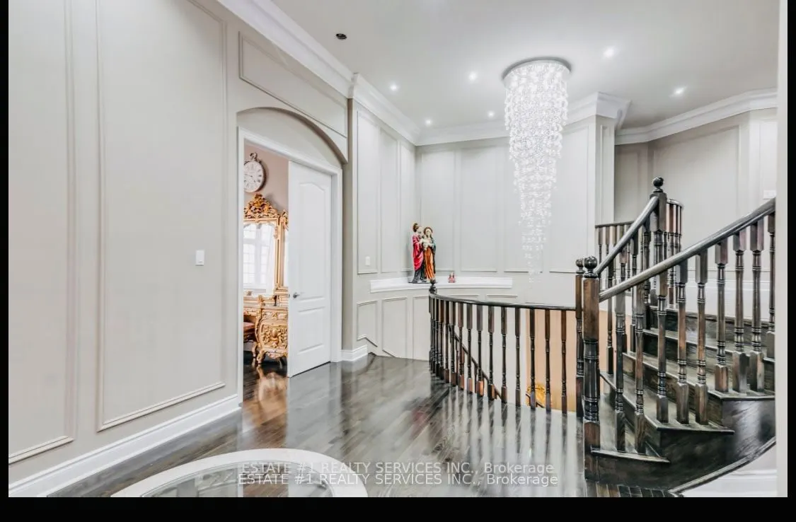4 Agincourt Circle