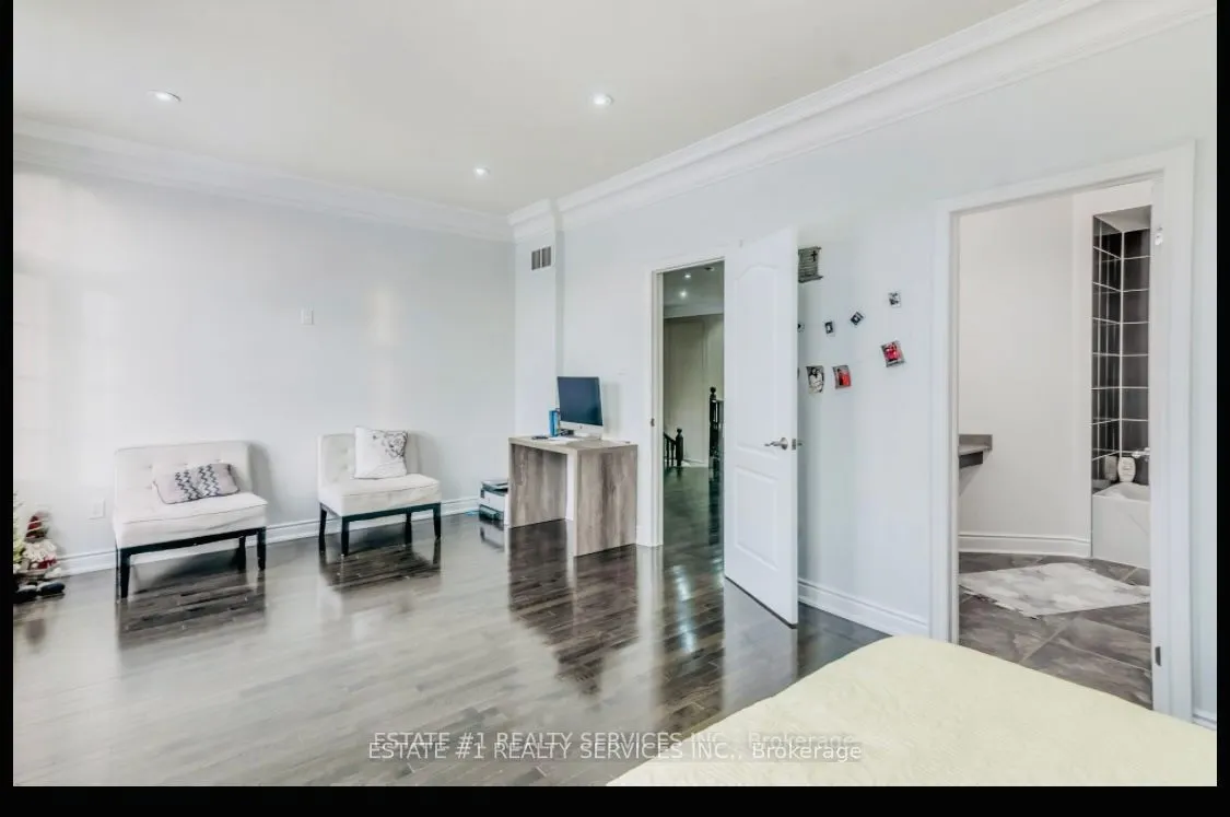 4 Agincourt Circle