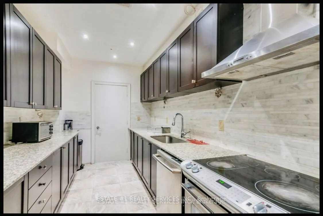 4 Agincourt Circle
