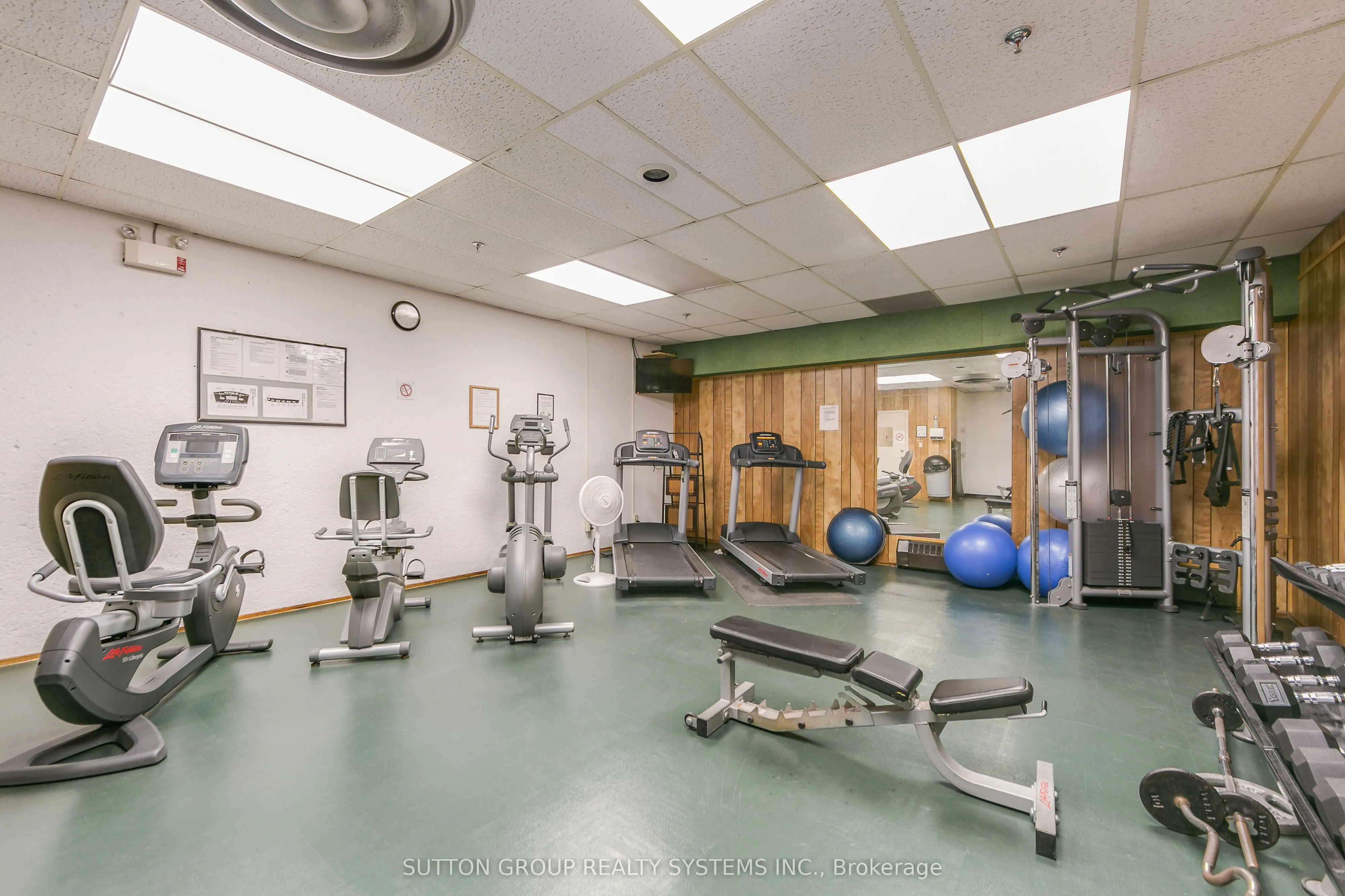 35 Ormskirk Avenue, #811