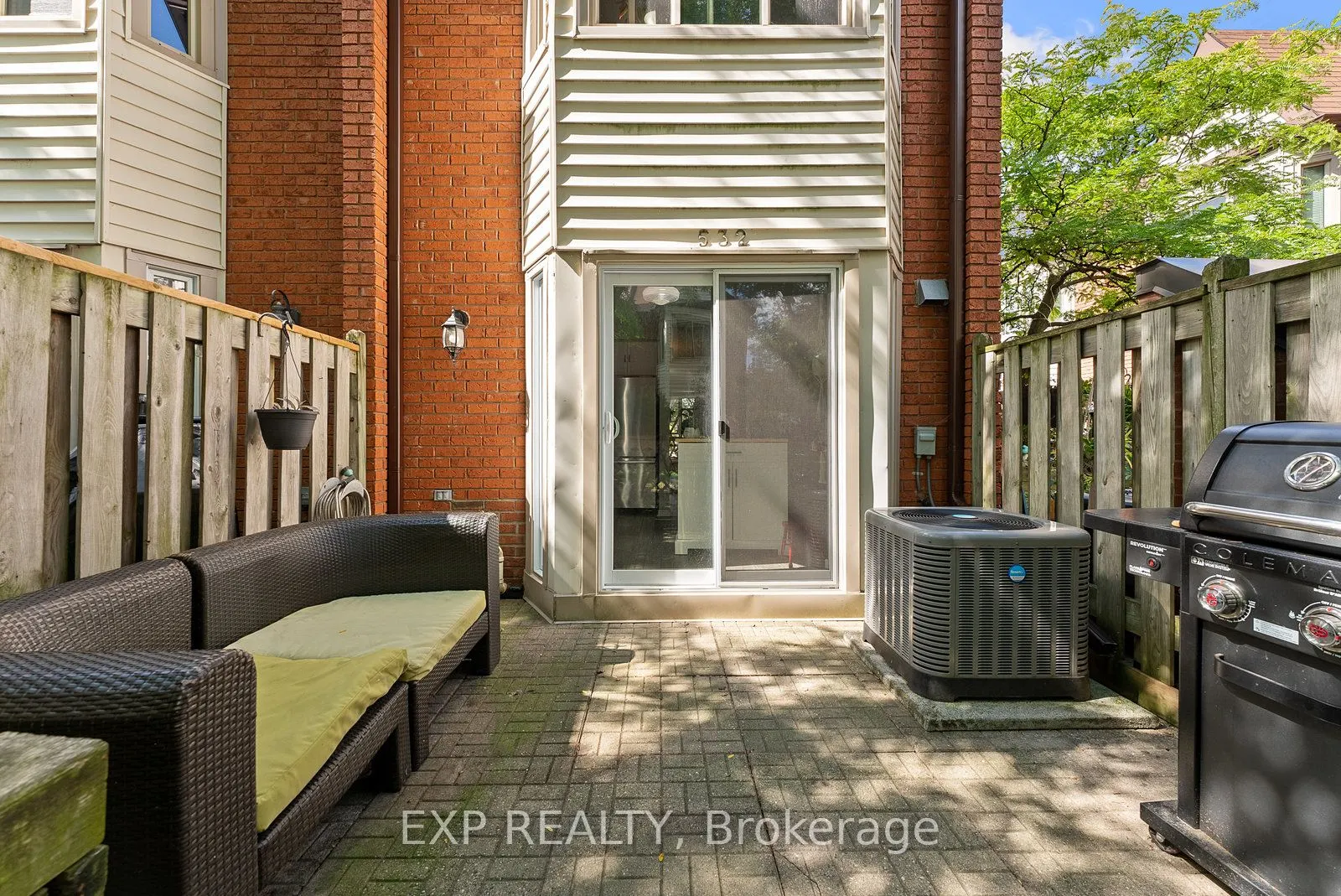 895 Maple Avenue, #532