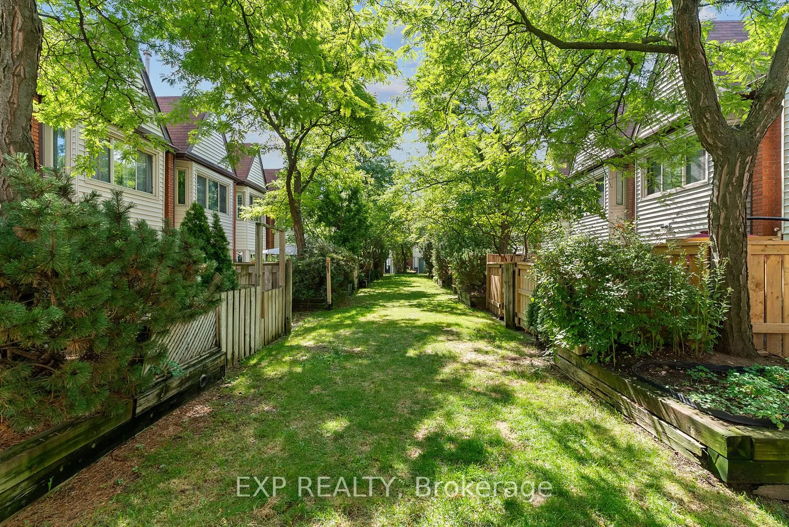 895 Maple Avenue, #532