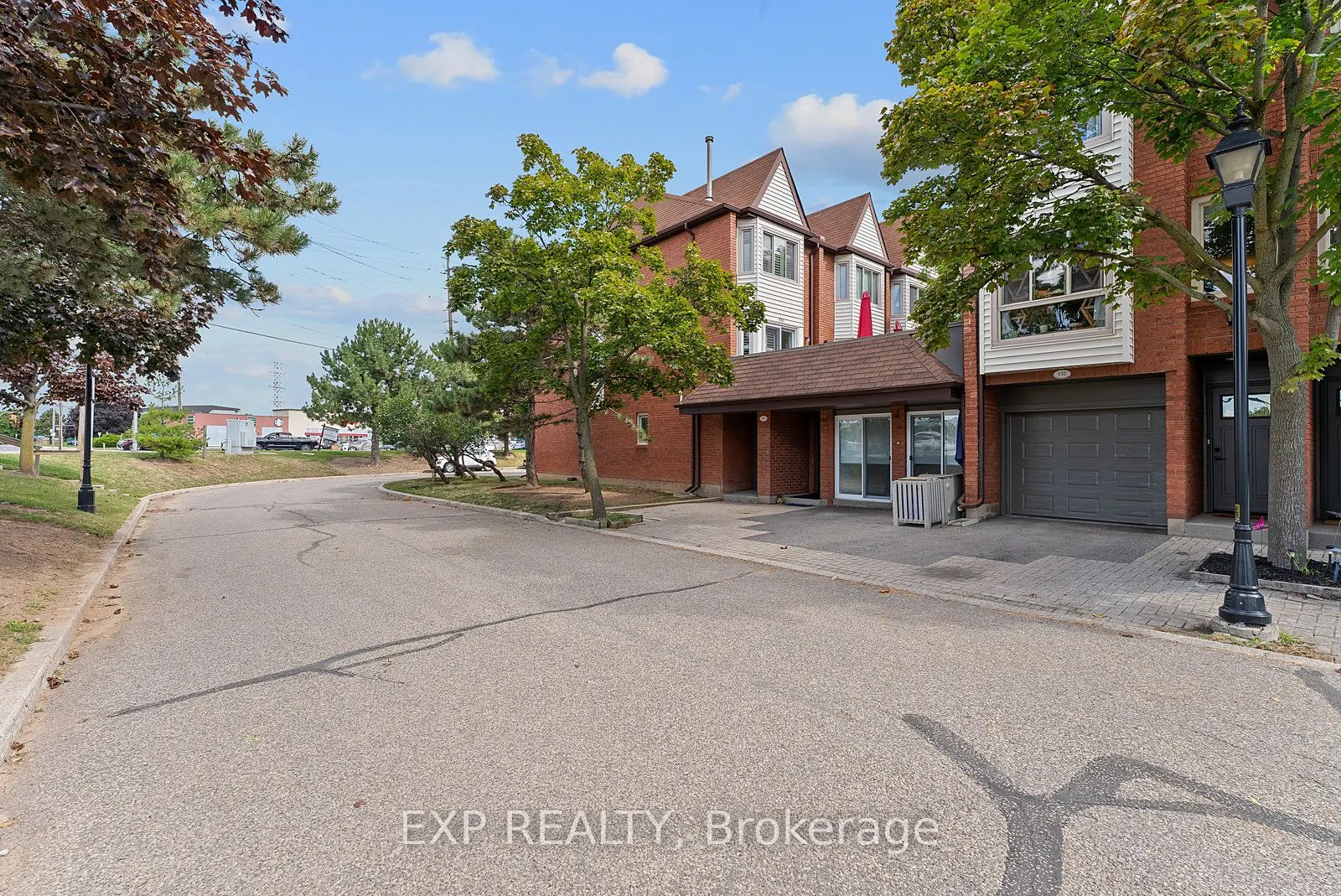 895 Maple Avenue, #532