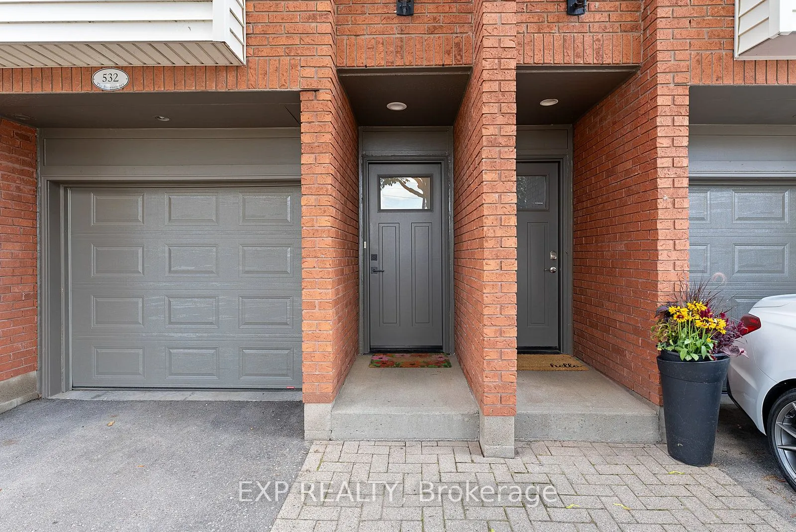 895 Maple Avenue, #532