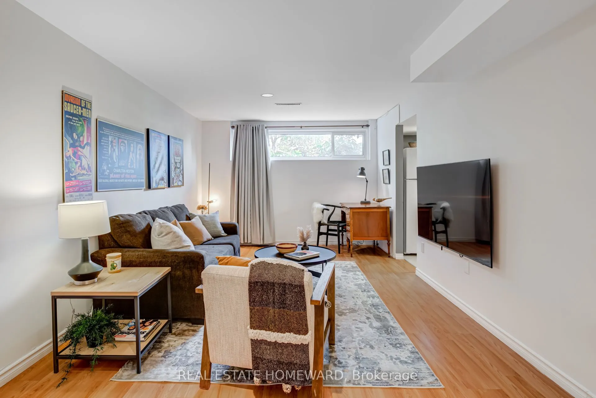 1849 Sandgate Crescent