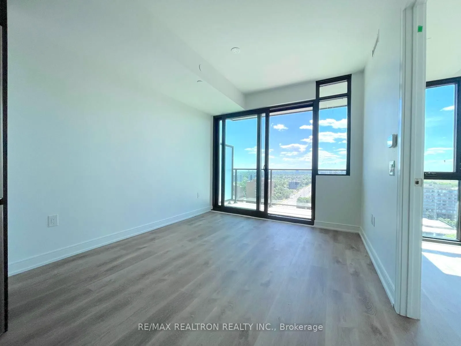3009 Novar Road, #1406
