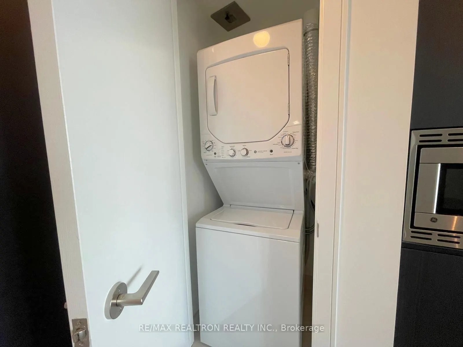 3009 Novar Road, #1406
