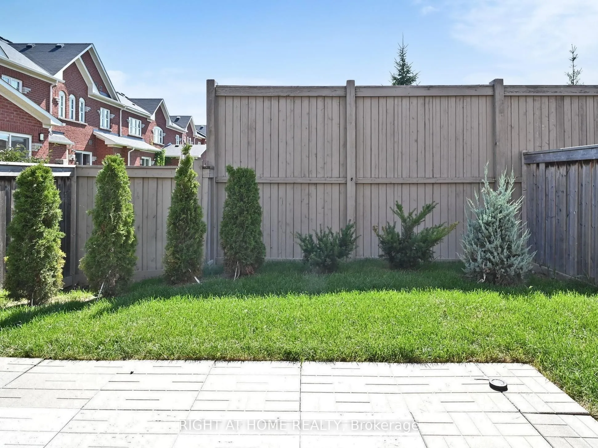 537 Vaughan Court
