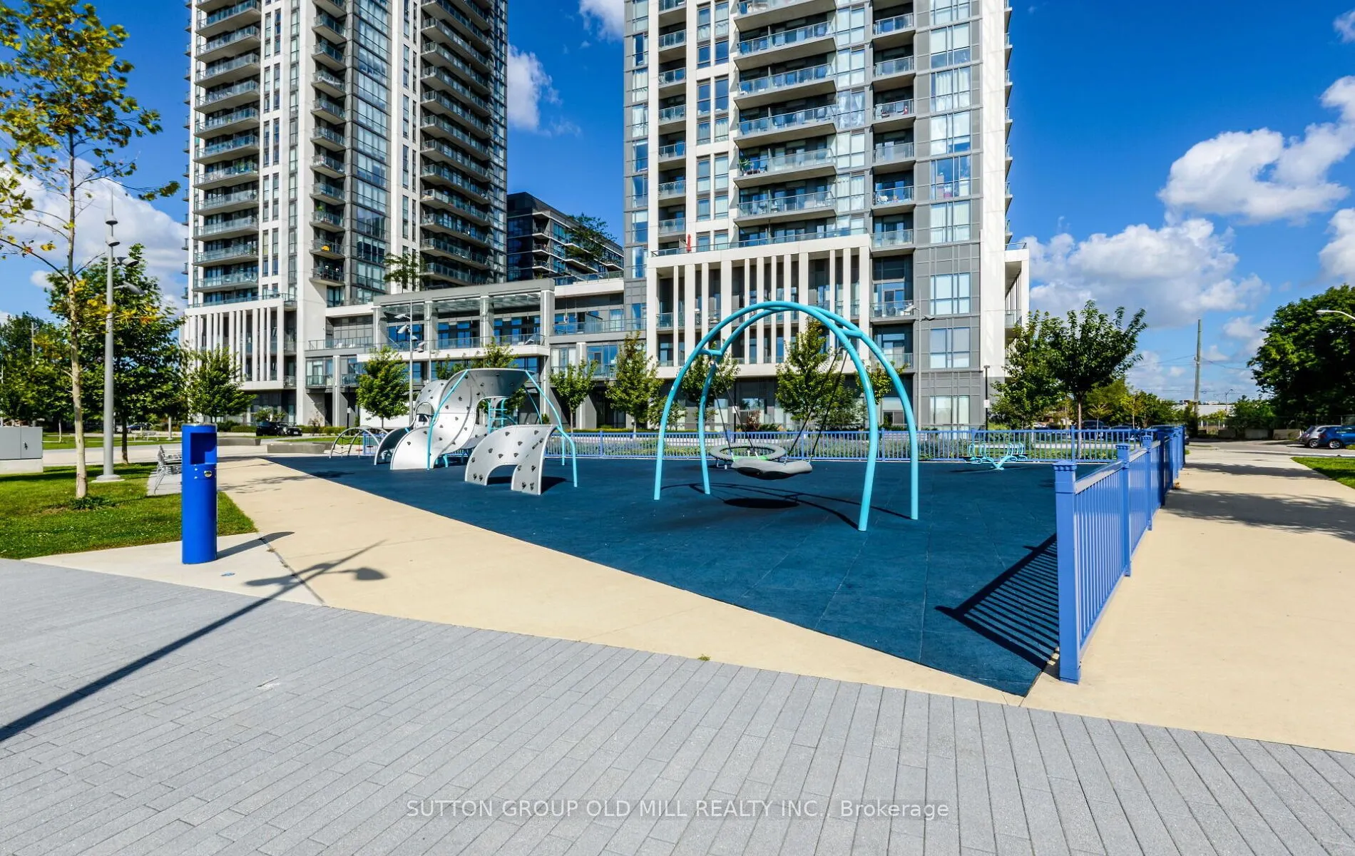 17 Zorra Street, #2308