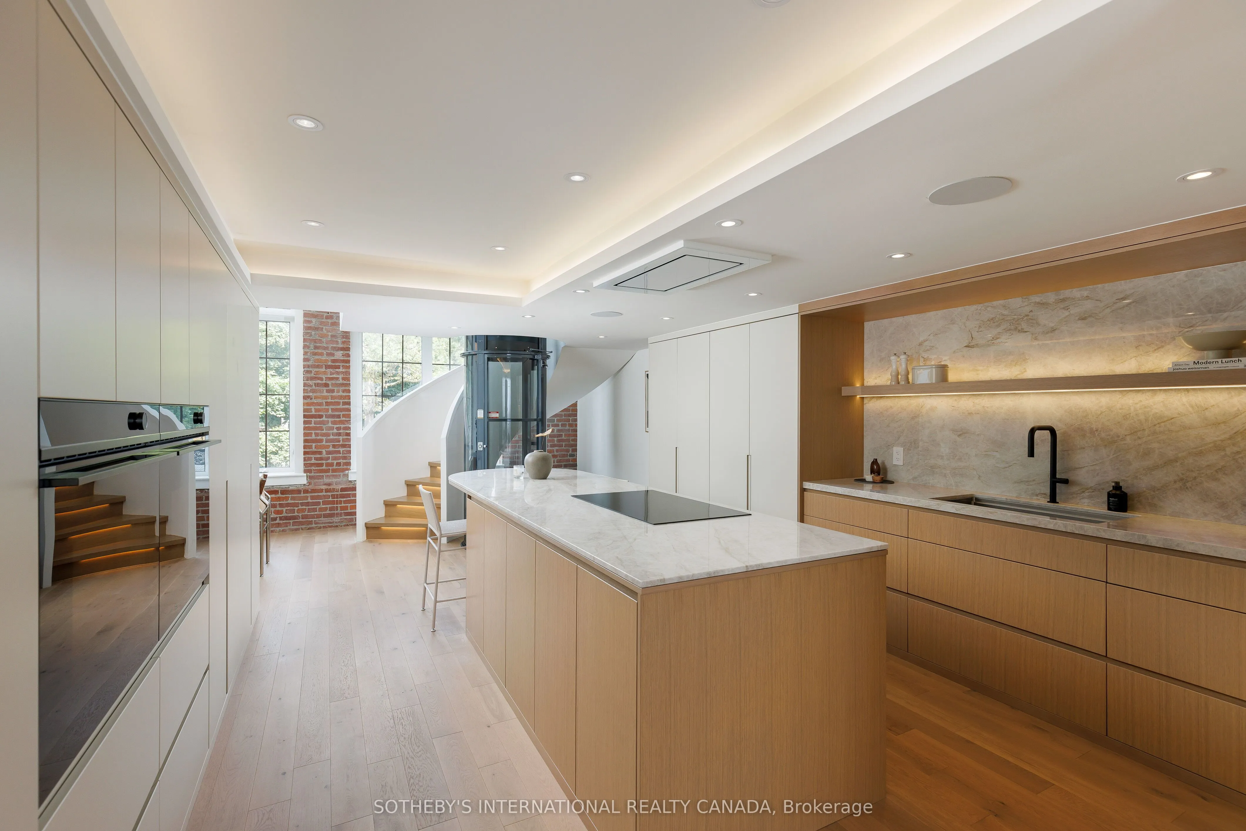 1100 Lansdowne Avenue, #339