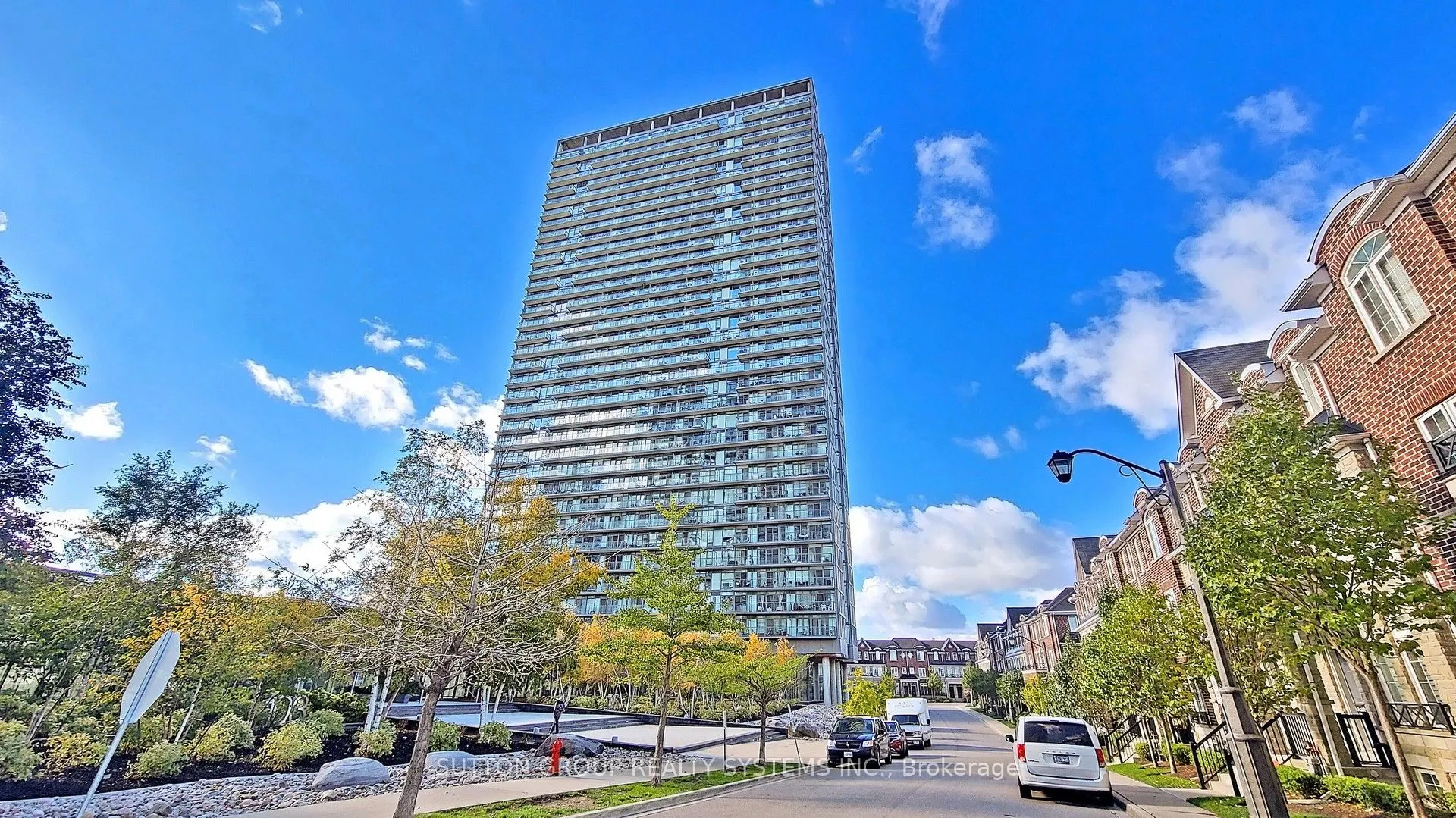 105 The Queensway Avenue, #1206
