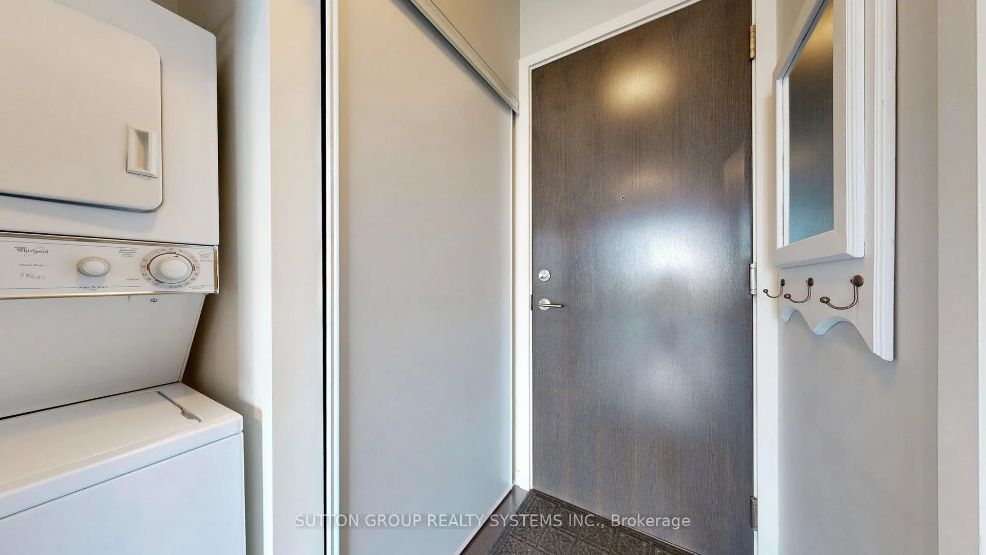 105 The Queensway Avenue, #1206