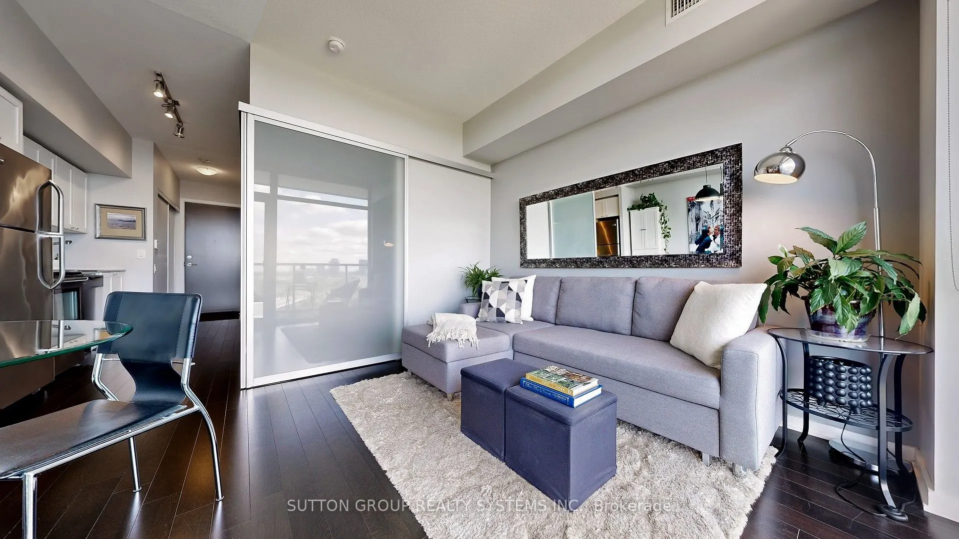 105 The Queensway Avenue, #1206