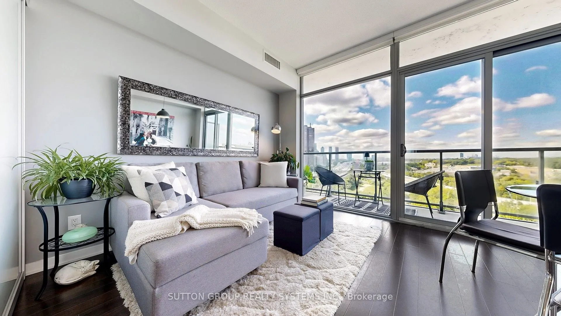 105 The Queensway Avenue, #1206